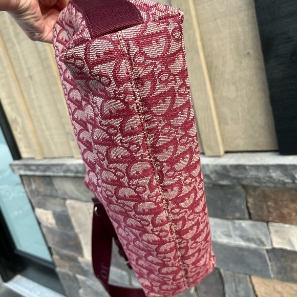 *TRENDING!* Authentic DIOR Trotter Zip Messenger Crossbody - Picture 10 of 15